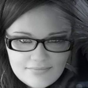 Meet your Posher, Alexandra